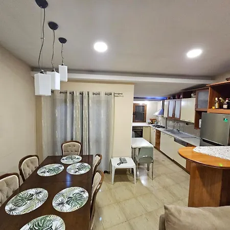Appartamento Duplex, Next To The New Bazaar Tirana