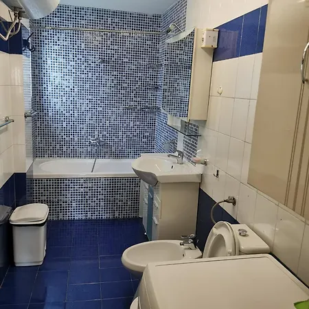 Duplex, Next To The New Bazaar Apartmán Tirana